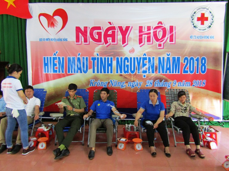 Huyện Krông Năng: Tổ chức hiến máu nhân đạo đợt 2 năm 2018